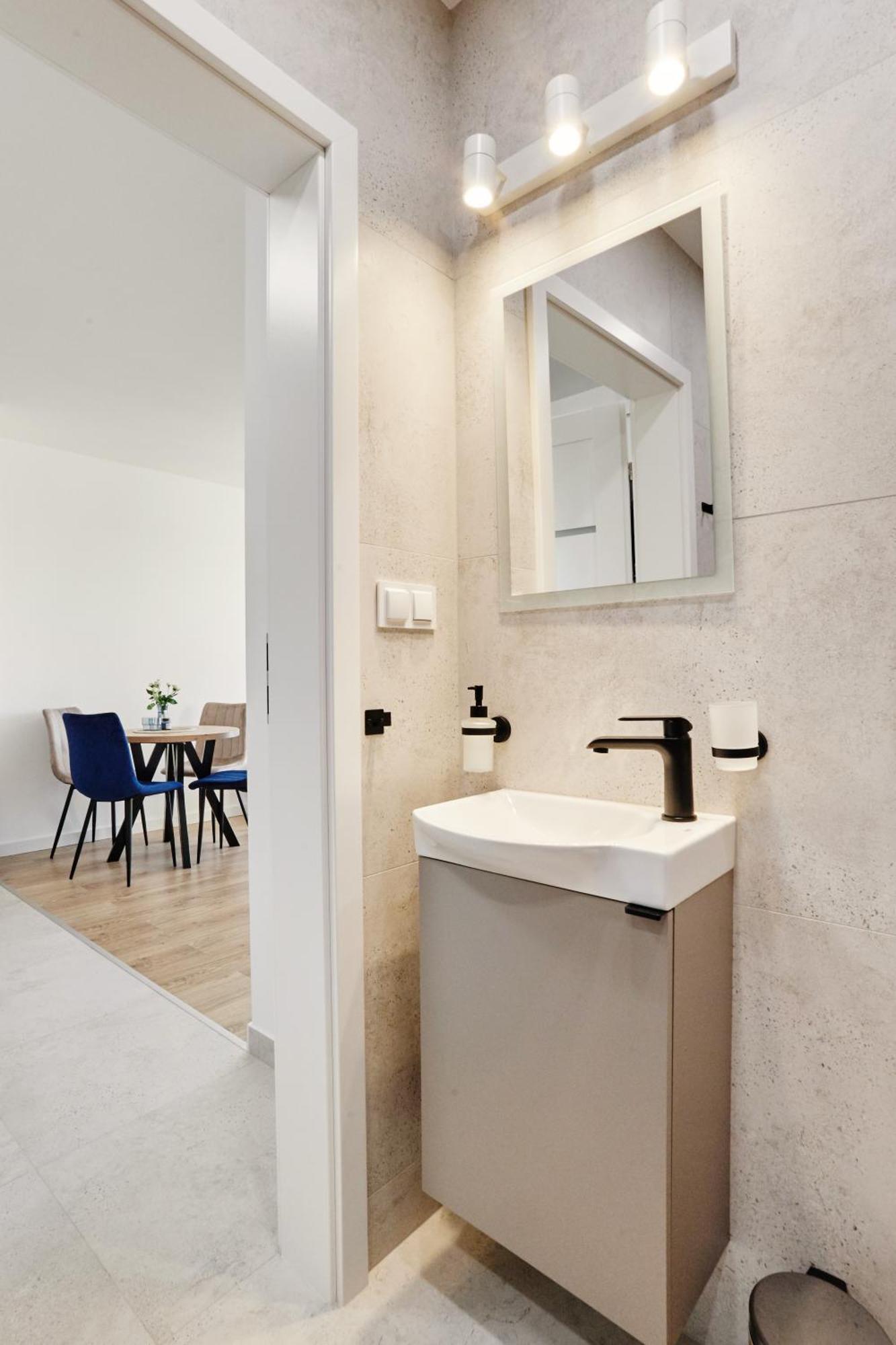 Apartment Brzeziny By Stay&rest - Szybki Dojazd I Parking *